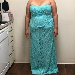 Lace strapless Gown/Dress
